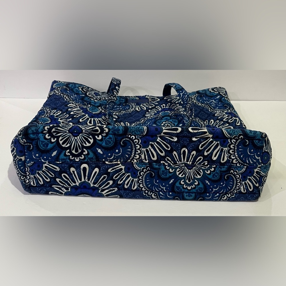 Vera Bradley Blue Floral Quilted Tote - Picture 9 of 9